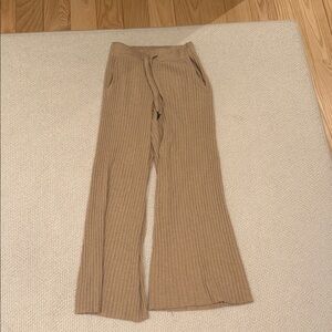 Bloomingdale's Cashmere Ribbed Knit Sweater in Tan